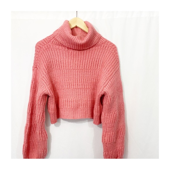 Urban Outfitters Cropped Balloon Sleeve Knit Pullover Sweater in Pink - Picture 8 of 12